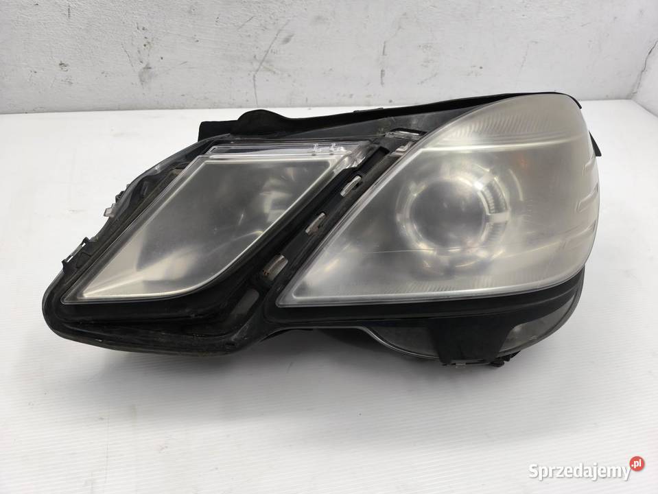 LAMPA LEWY PRZÓD UK MERCEDES ECLASA W212 22CDI Motoryzacja