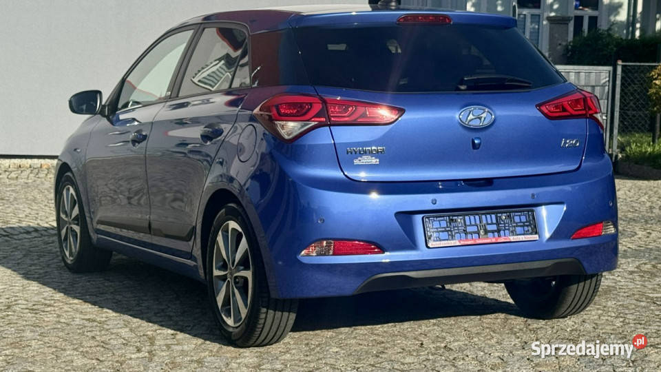 Hyundai i20 125 Benzyna 85 z Niemiec wersja gniazdo USB Samochody osobowe Strzegom sprzedam