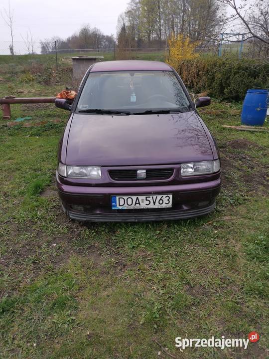 Sprzedam seat toledo mk1 19 TDI ekonomiczny 1900cm3 Nowa Ruda