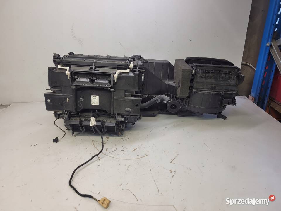 NAGRZEWNICA KOMPLETNA AUDI A8 D4 4H1820005H osobowe Przystajń