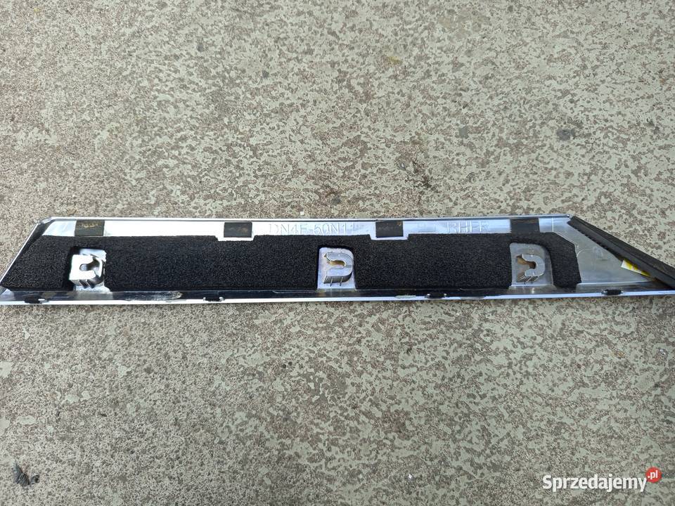 Nakładka błotnika tylnego mazda mx30 orginalna Rzeszów