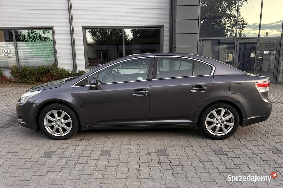 Toyota Avensis 20 benzyna salon Polska Pabianice sprzedam
