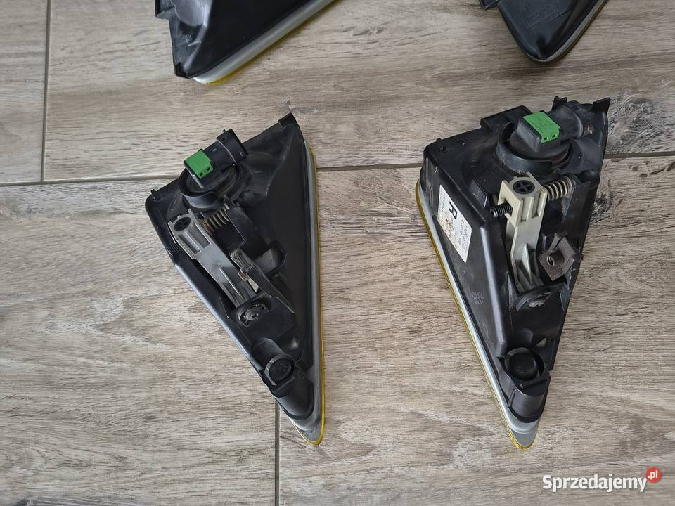 Oryginalne Halogeny Żółte Honda Civic VIII UFO Dziecinów