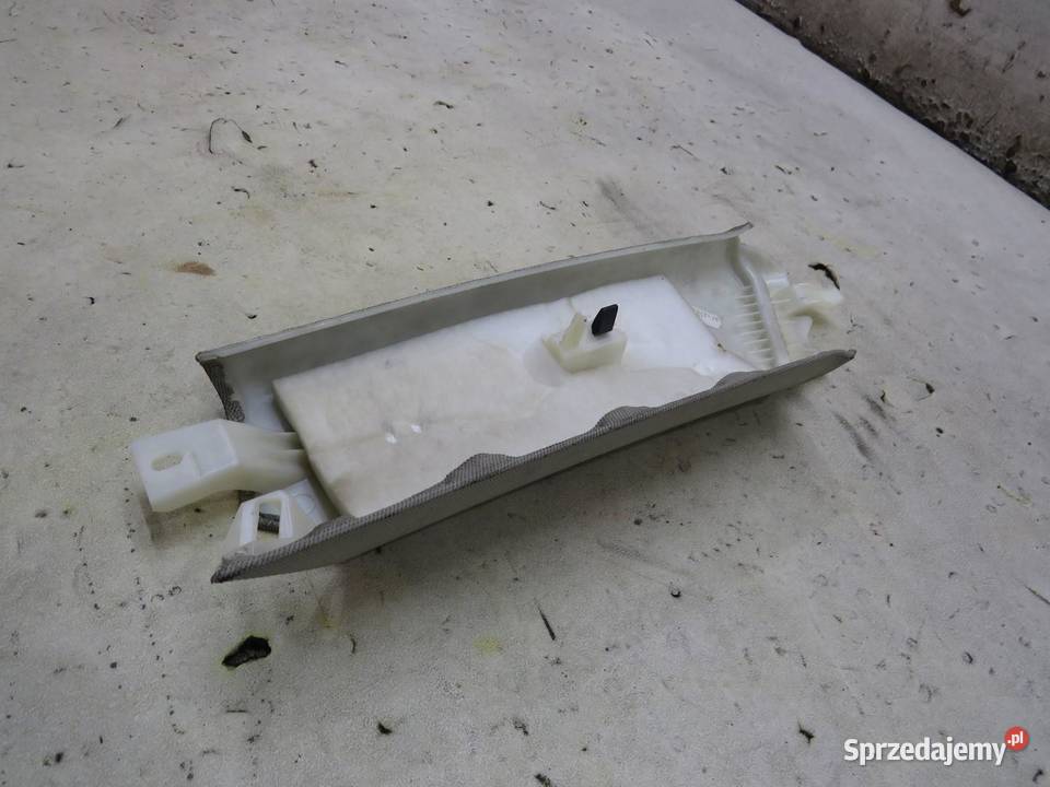 OSŁONA POSZYCIE SŁUPKA LEWY TYŁ AUDI Q5 8R