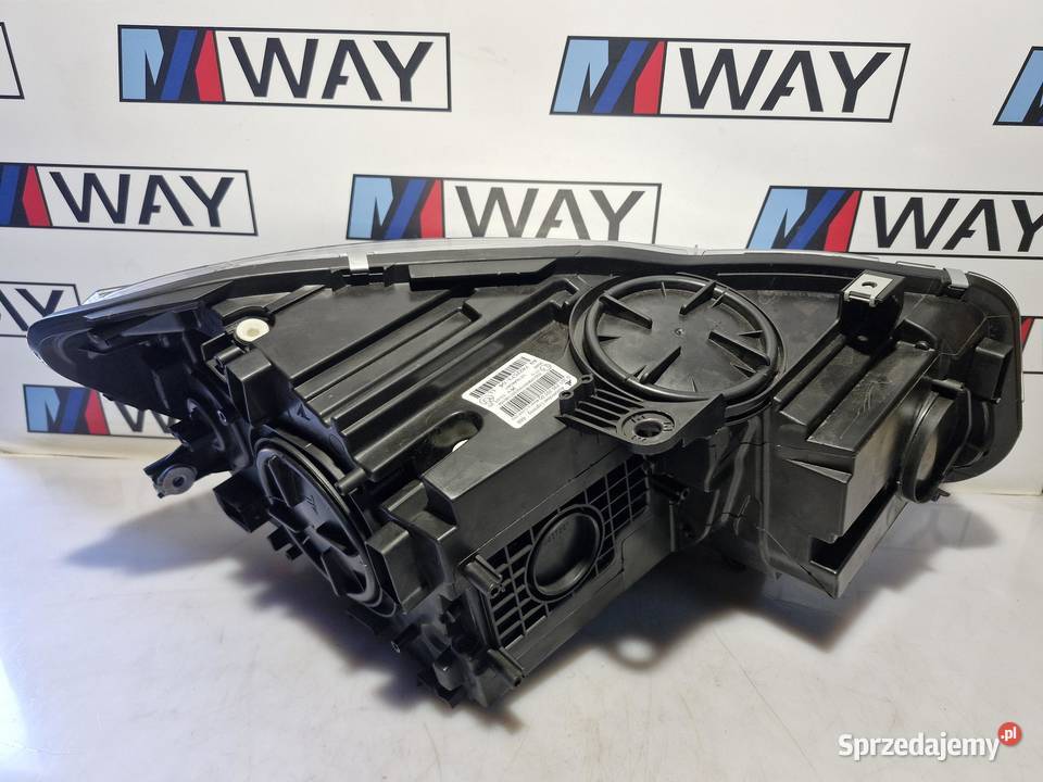 7422573 BMW F45 F46 LAMPA REFLEKTOR PRZEDNIA sprzedam