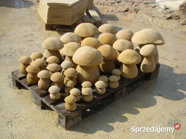 Rzeźby grzybów z piaskowca kamień naturalny Kamienna Góra