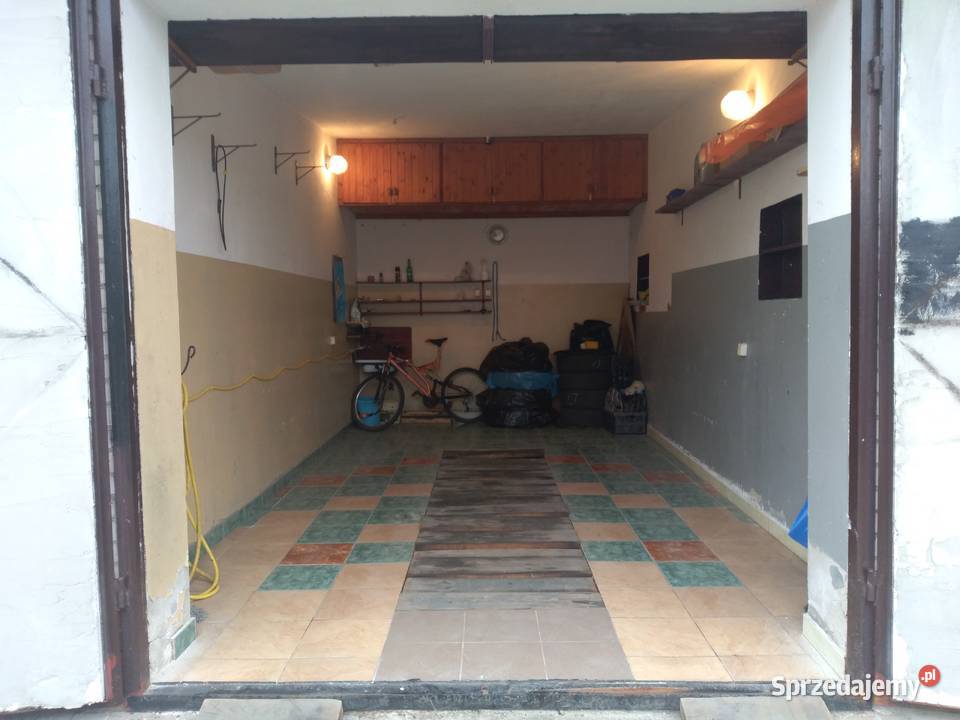 Sprzedam garaż Łęczna