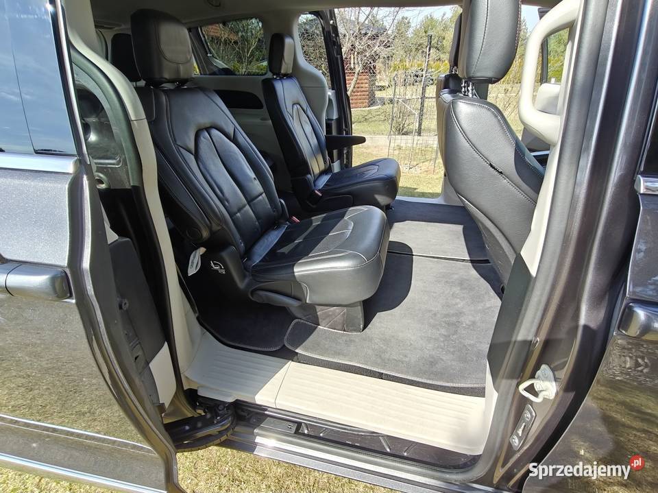 Pacifica 2018 104 przebiegu Wersja 8 osobowa