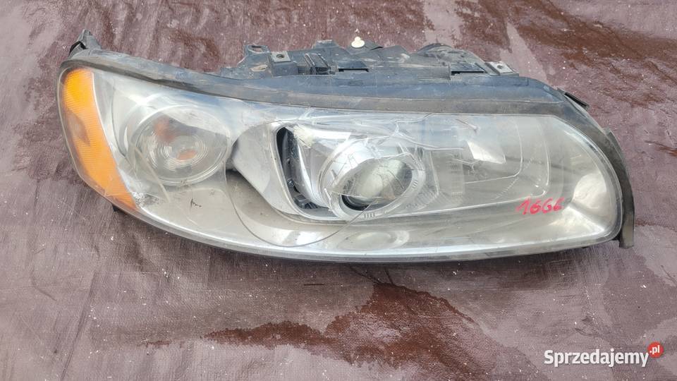 Volvo S60 I XC70 V70 II REFLEKTOR PRAWY LAMPA osobowe Ruda Śląska