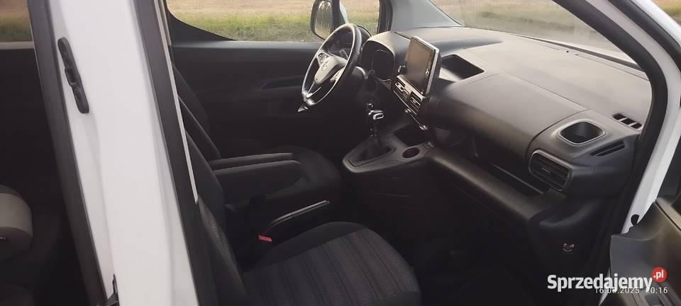 Opel combo E XL Life 15 diesel Samochody osobowe Wolsztyn sprzedam