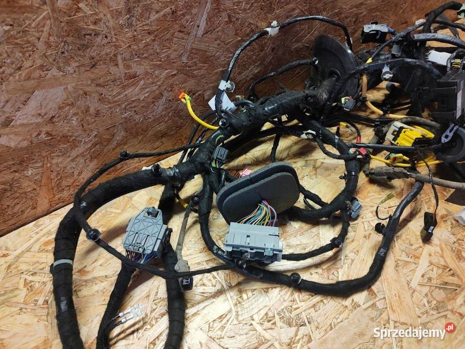 Wiązka Instalacja Kabiny Opel Karl 42412643 Materiały instalacyjne wielkopolskie Pleszew