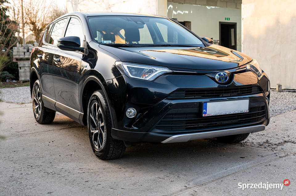 Sprzedam Toyota RAV 4 2018 salon Polska I poduszka powietrzna Płock