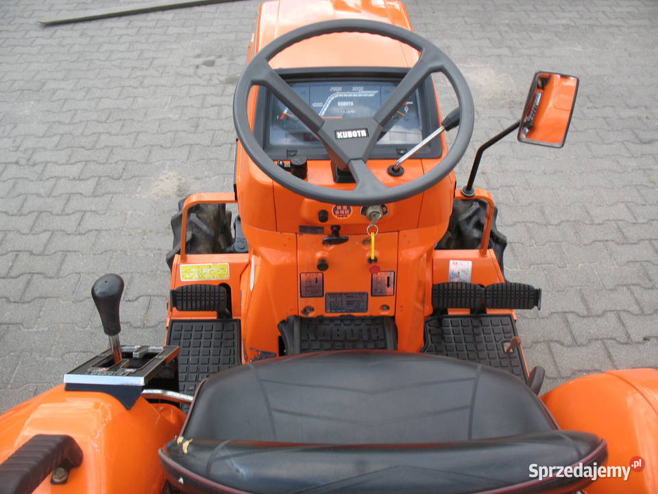 Kubota B serja 4x4 IDEALNY STAN KOLEKCJONERSKA Mroków