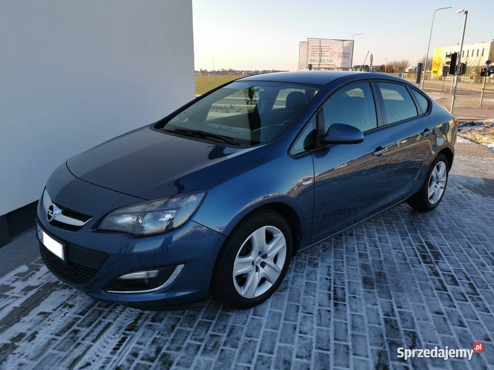 Opel Astra J 2013r 16 16V 115 SALON POLSKAstan Poznań sprzedam