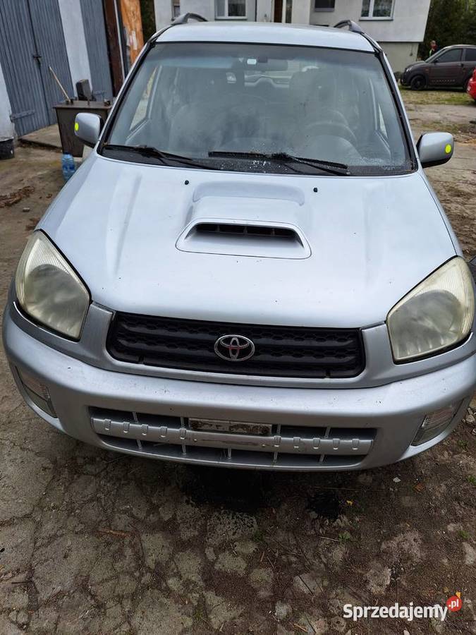 Toyota rav 4 uszkodzony silnik diesel