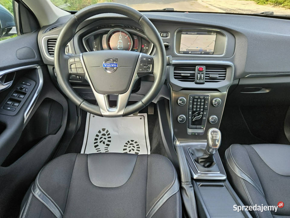 Volvo V40 Ładne i Zadbane Panorama dach Hatchback V40 Opoczno