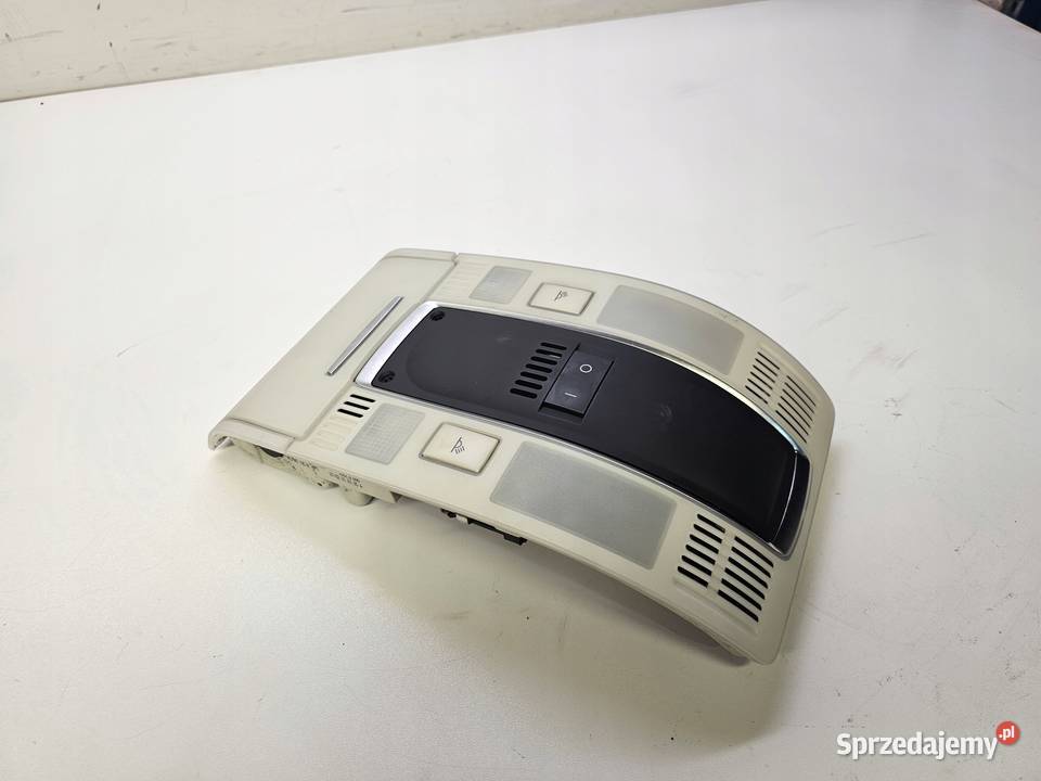 LAMPKA OŚWIETLENIE KABINY AUDI A6 C6 4F0947135H Przystajń