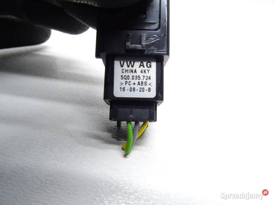 GNIAZDO WEJŚCIE AUX 5Q0035724 SKODA FABIA III