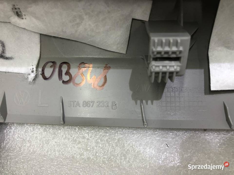 OSŁONA SŁUPKA LEWY PRZÓD 5TA867233 VW TOURAN III Osłony i zaślepki wielkopolskie