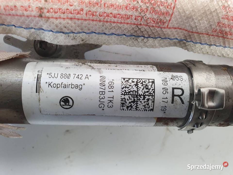 KURTYNA PRAWA SKODA RAPID 5JJ880742A Lipno