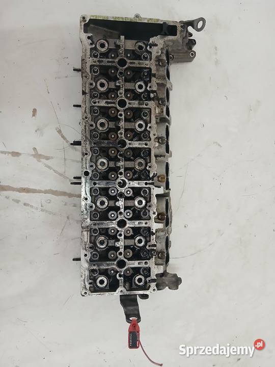 GŁOWICA BMW F10 F11 30 D N57D230A 7812927 Strzyżewice