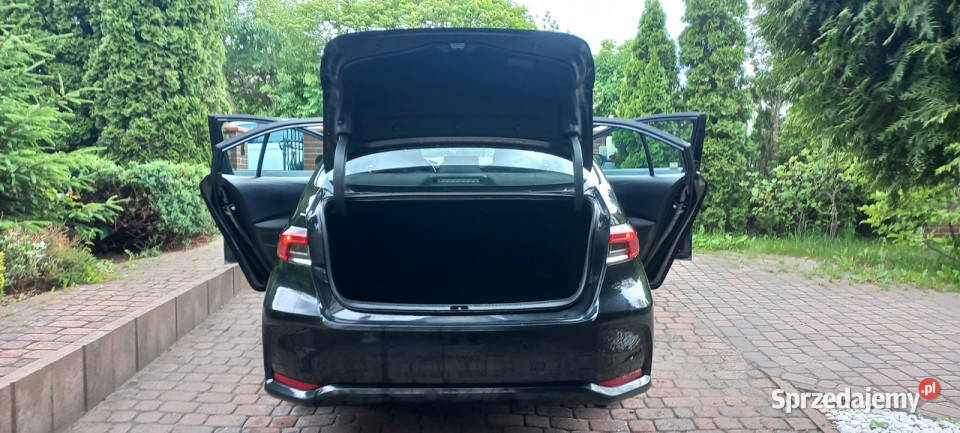 Toyota Corolla 527 Netto FV23 Comfort Tech czujnik deszczu Gdańsk sprzedam