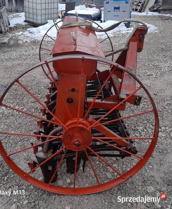 Siewnik 17 lejkowy oryginalny meprozet Miechów