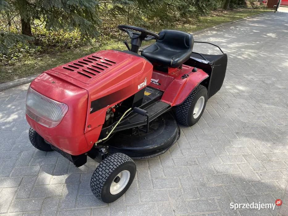 Kosiarka traktorek MTD RH 11576 z koszem