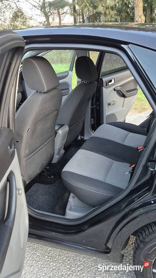 FORD FOCUS LIFT 16B OPŁACONY Z NIEMIEC KLIMA wielofunkcyjna kierownica Końskie