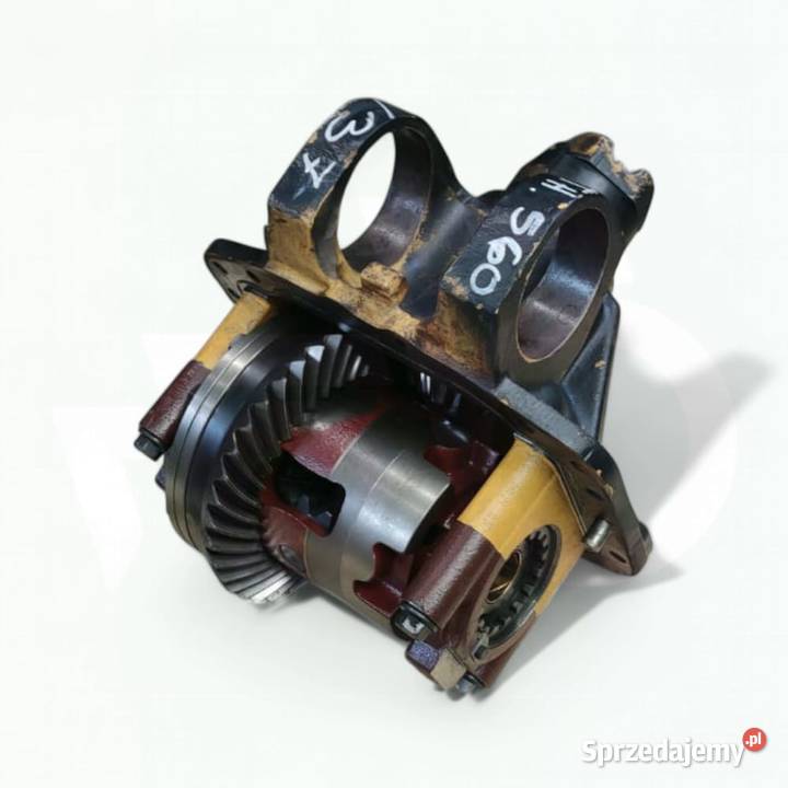 Dyferencjał 13x37 2264348 Cat 2310709 CAT TH 560 wielkopolskie Wilkowo sprzedam