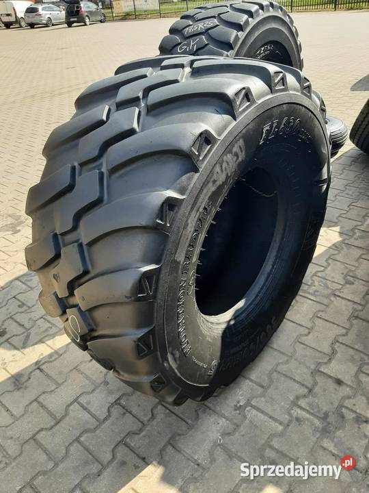 Opona używana 56060R225 55060R225 BKT FLOTATION 22.5cale Zaścianki