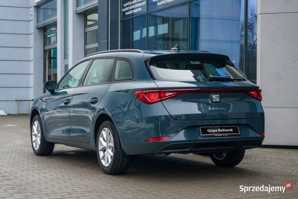Seat Leon Sportstourer Style 15 TSI 115 IV 2020 wielofunkcyjna kierownica Łódź