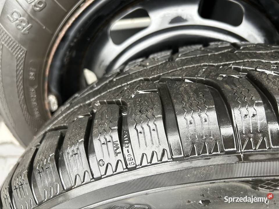 Felgi stalowe z oponami zimowymi 4x108 zima Samochodowe Rączna