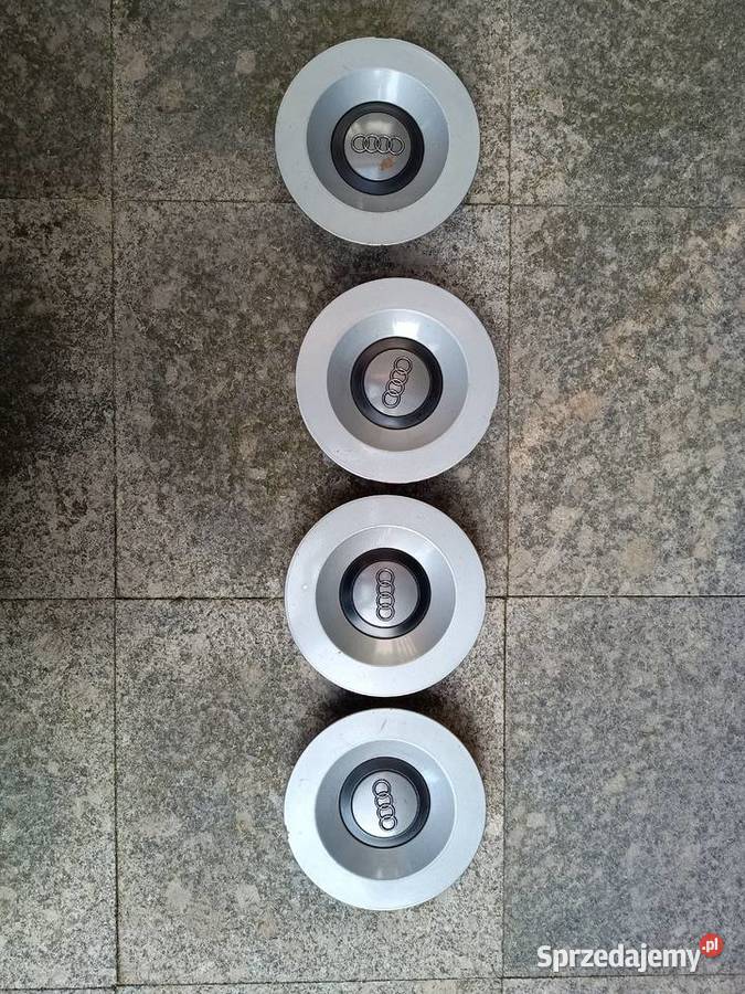 Audi S4 Srebrny Avus Nokian Powerproof 22545R17