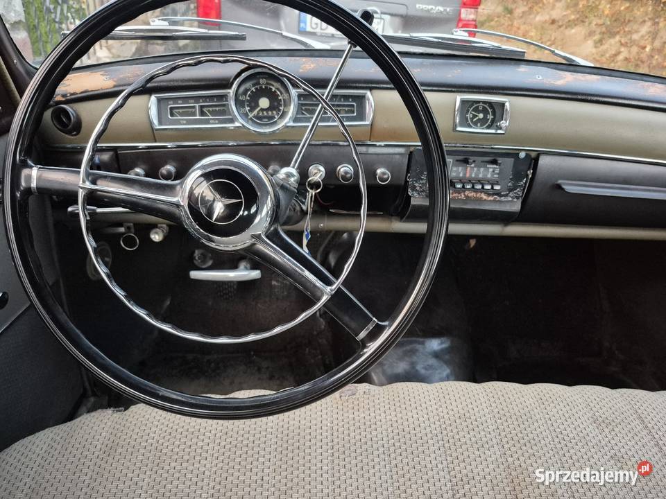 Mercedes 190 W120 ponton Sedan / Limuzyna Kartuzy