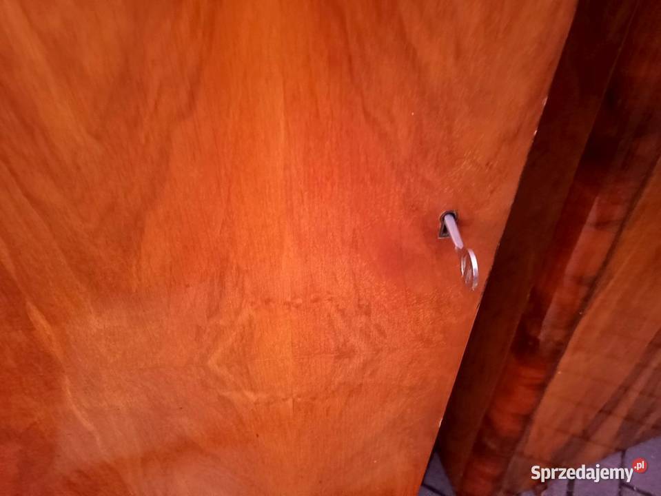 Szafa trzydrzwiowa solidna stara bieliźniarka Rzeszów