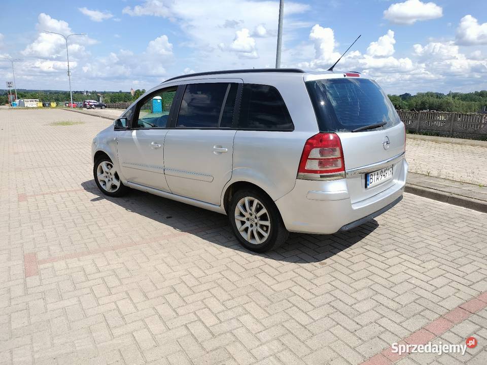Opel Zafira 2008r 4/5 Samochody osobowe podlaskie Krupniki