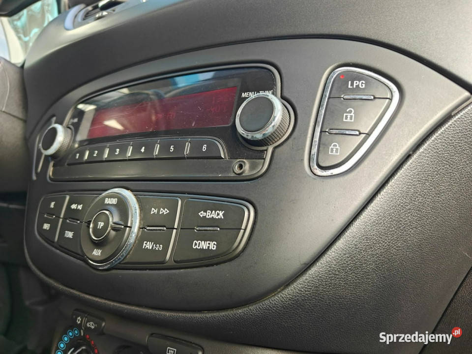 Opel Corsa E 2014 sprzedam