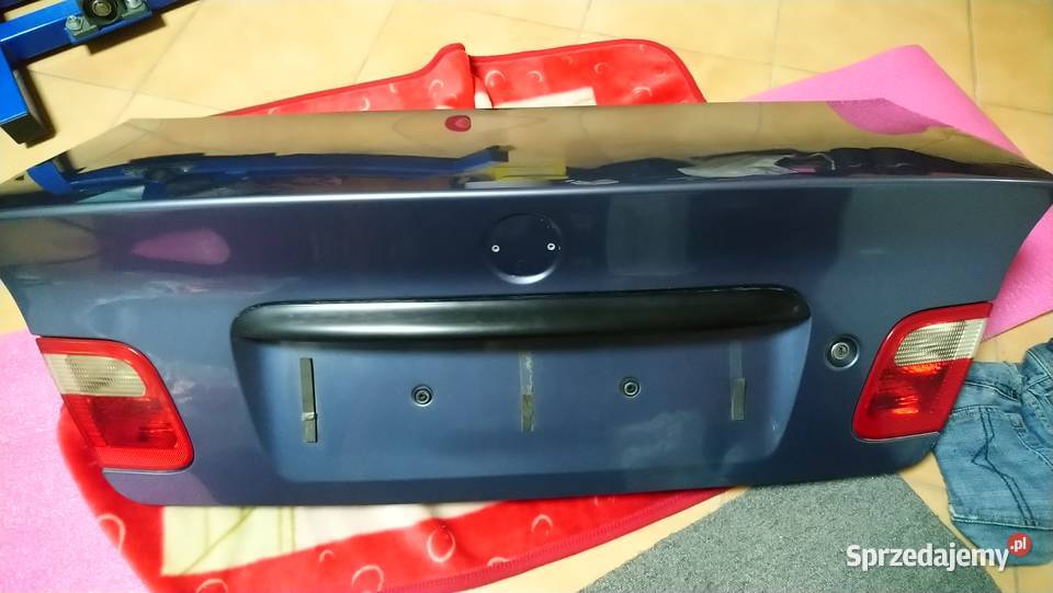Tylna klapa Bmw e46 komplet kluczy oryginał osobowe Lewin Brzeski