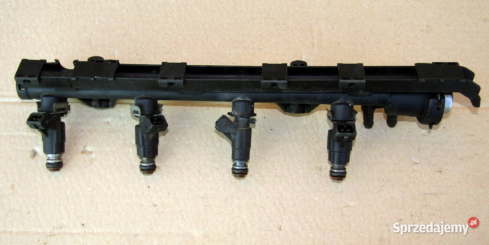 LISTWA WTRYSKOWA VOLKSWAGENSEAT 14 8V 030133319G Mysłaków