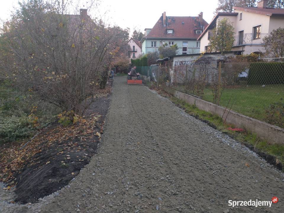 Prace ogrodnicze jesienne porządki karczowanie ogród