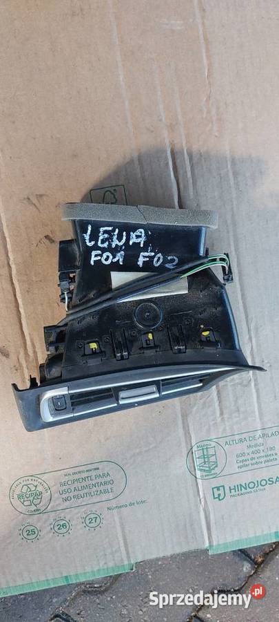Kratka nawiewu lewa BMW 7 F01 F02 F3911585710 Szczecin