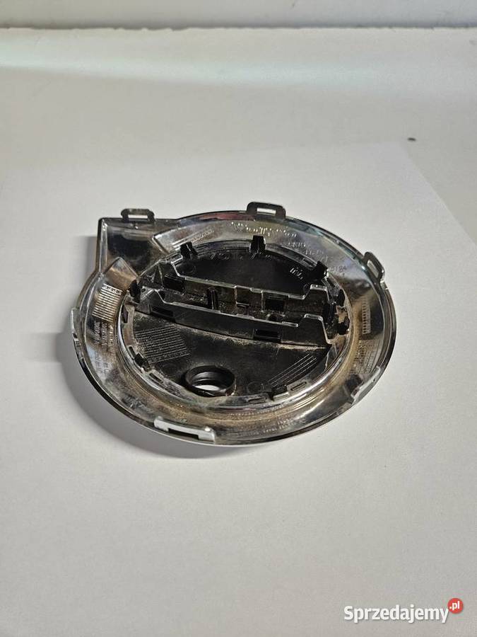 VOLVO XC90 II ZNACZEK EMBLEMAT GRILLA ATRAPY Emblematy sprzedam