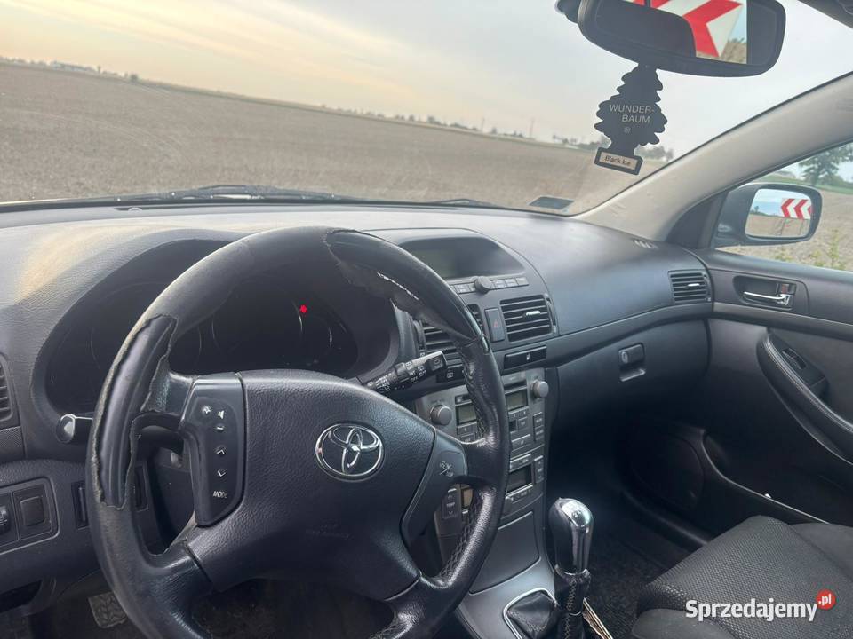 Sprzedam toyote avensis Brzeźno sprzedam