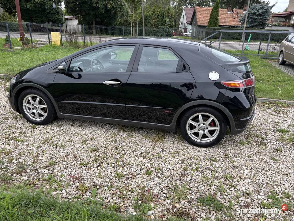 Honda civic VIII 18 benzyna z LPG automat 140KM Civic