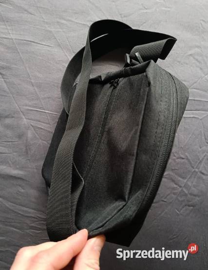 Torba Saszetka na ramię Diverse 24x29 czarna Zielona Góra