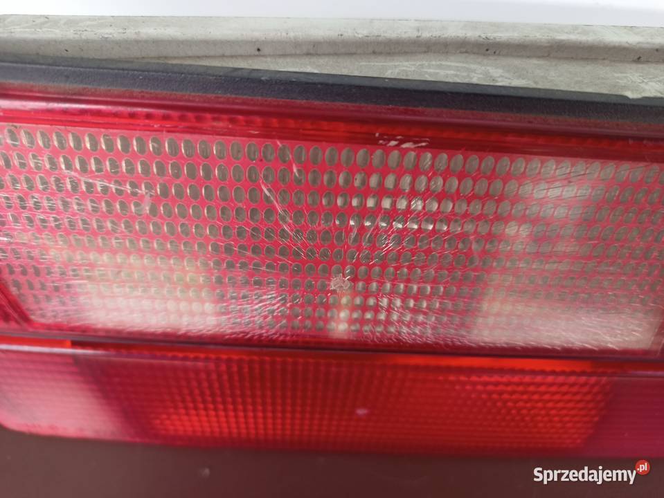 BMW E34 kombi Touring lampa tył tylna w klapę Sieradz sprzedam