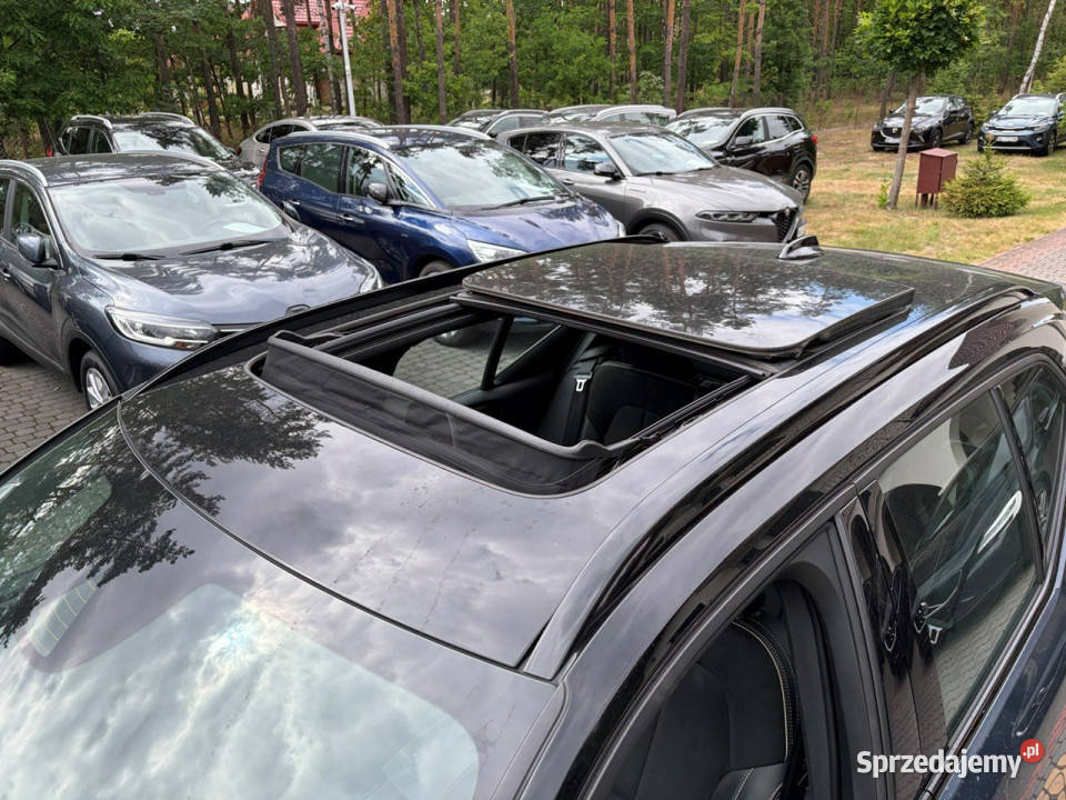 Volvo XC 40 20 RDesign Panorama Kamery 360 lakier metallic Lipówki