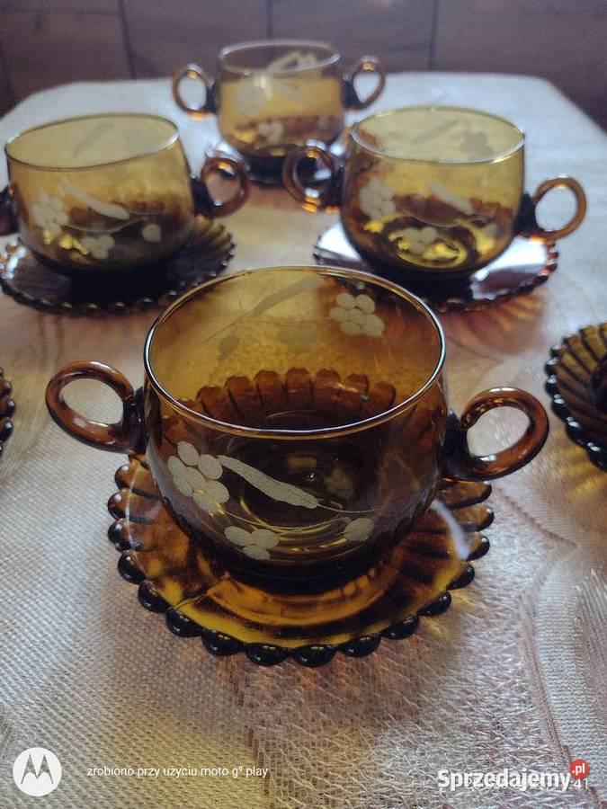 Bulionowki Piękne Szkło Miodowe podkarpackie Krosno