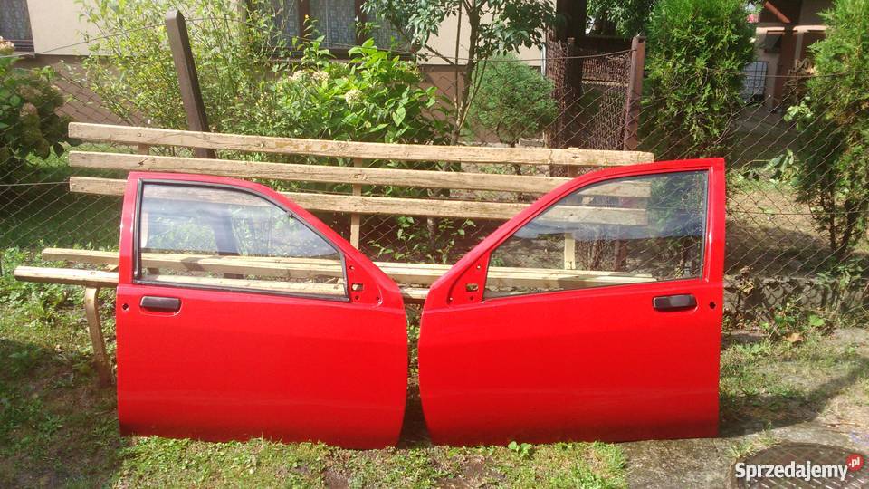 Drzwi lewe i prawe z szybami świeży lakier do podkarpackie Jarosław
